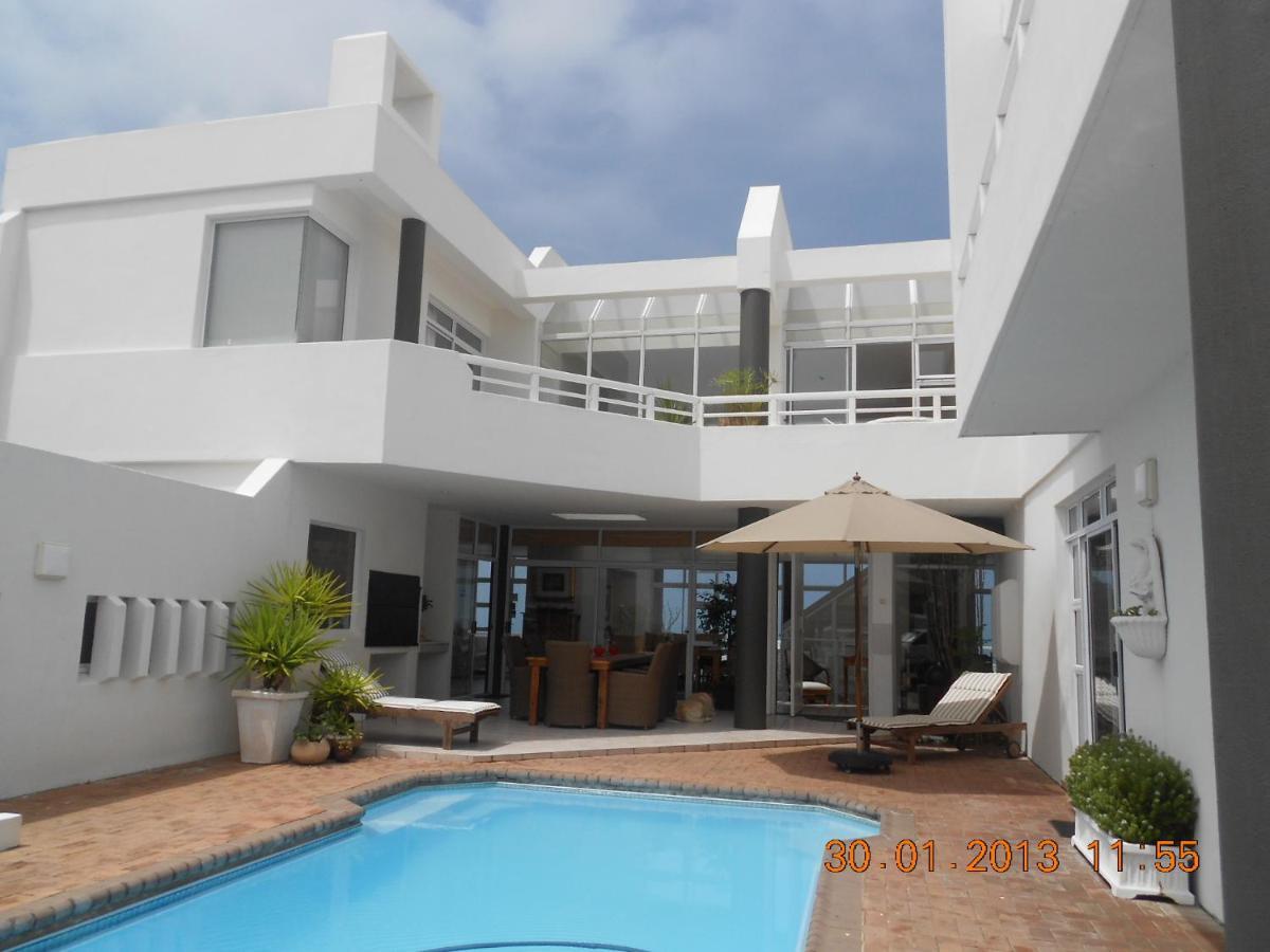 Beaumonte Guesthouse Херманус Екстериор снимка