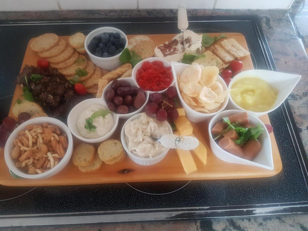 Beaumonte Guesthouse Херманус Екстериор снимка